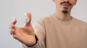 how does invisalign work to move teeth