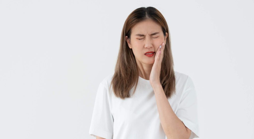 unbearable tooth pain what to do at home