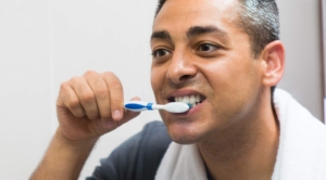 bass technique tooth brushing